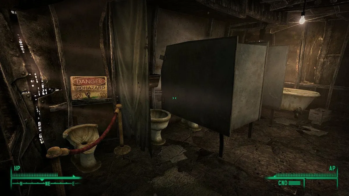 Megaton Women's Shitter