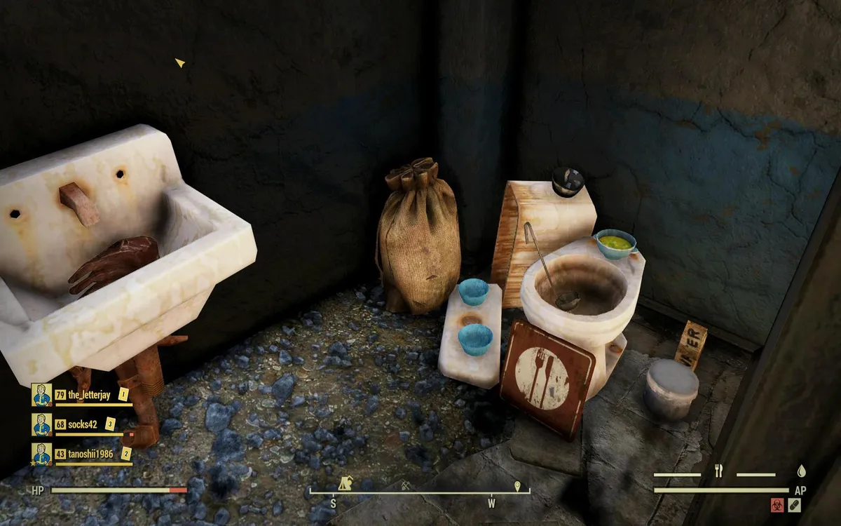 Sunnytop Station Shitter