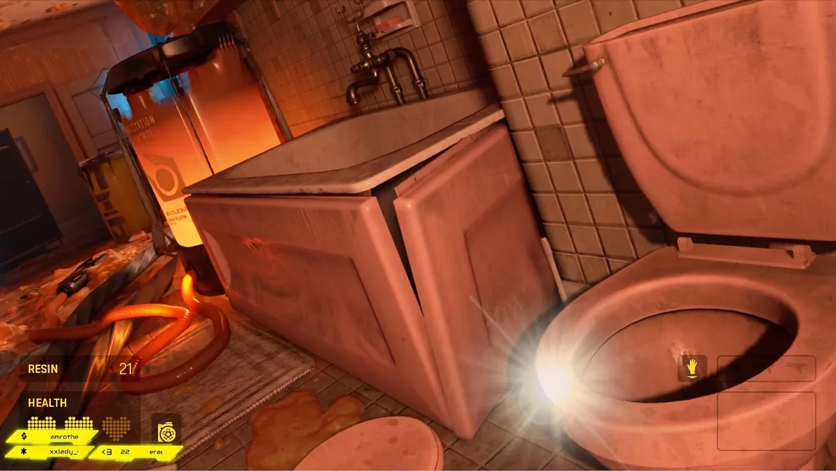 Half-Life Alyx Pretty Pink Shitter - highlighted