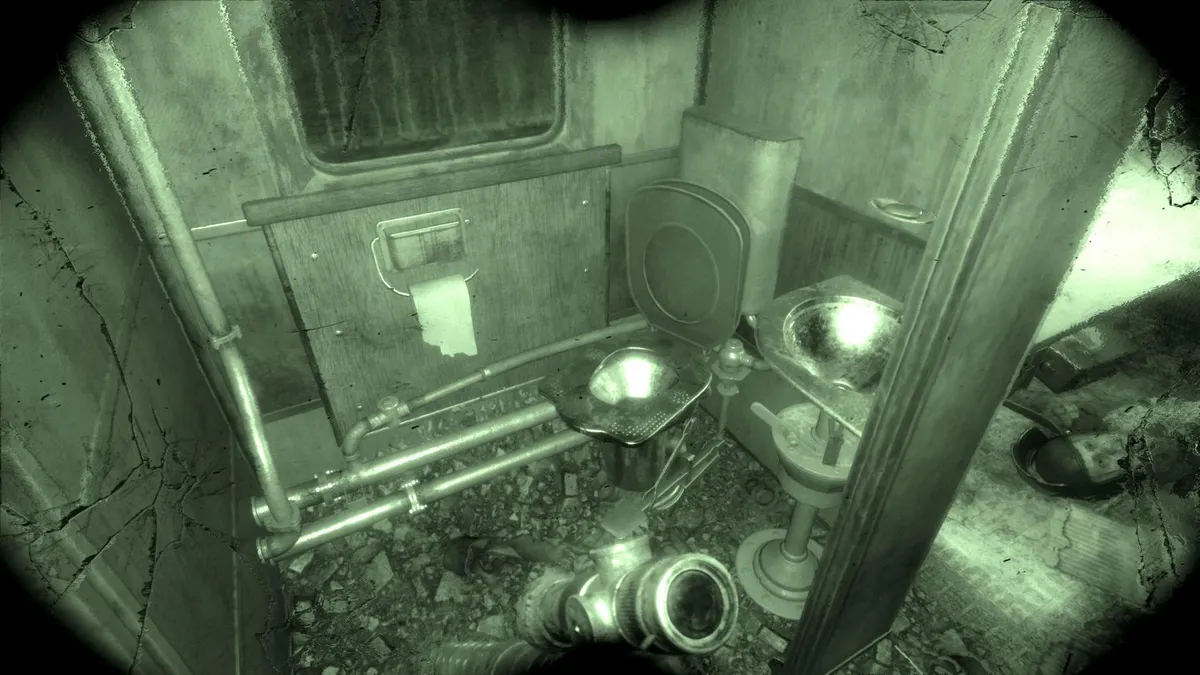 Metro Sleeper Car Before After Shitter - highlighted