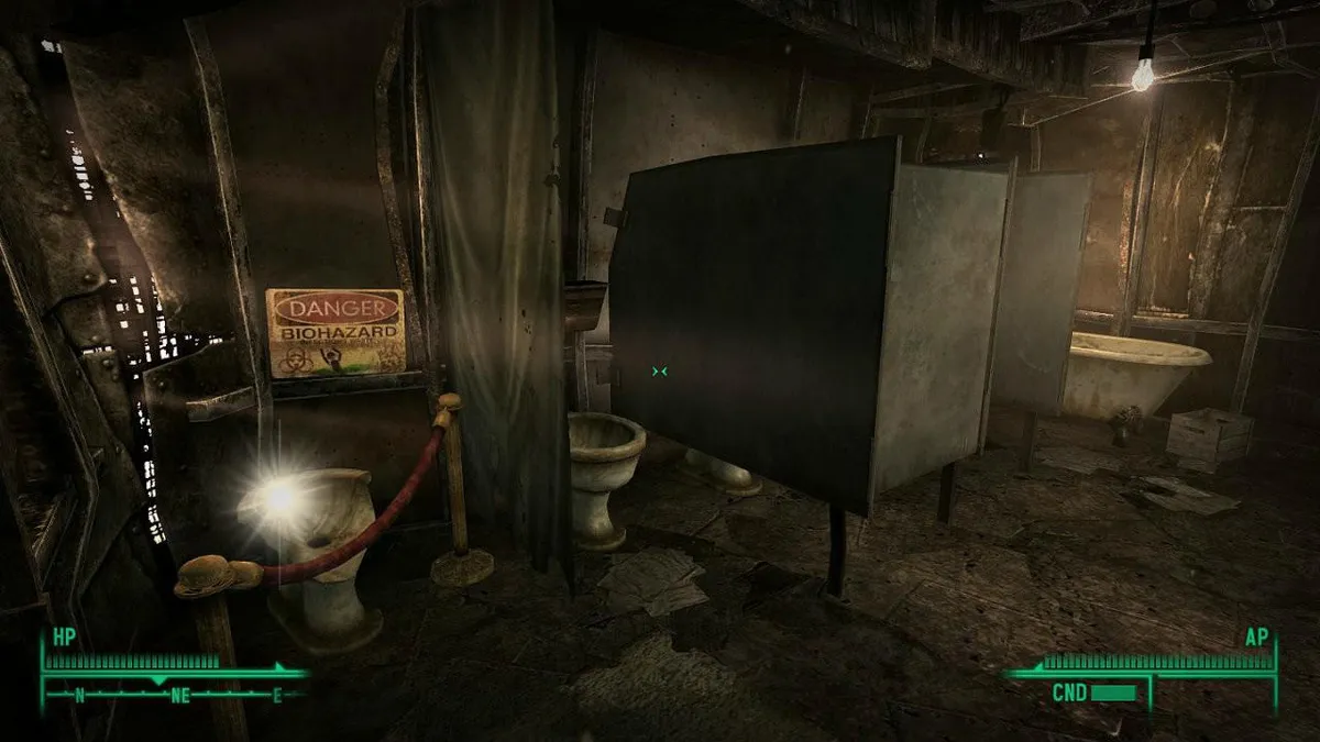 Megaton Women's Shitter - highlighted